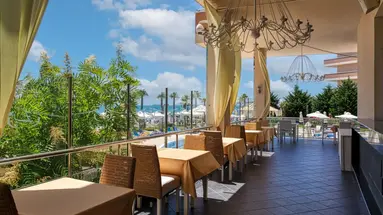 Sandy Bay Hotel Elenite