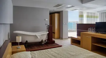 Sandy Bay Hotel Elenite