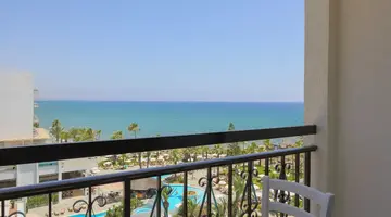 Sandy Beach Hotel & Spa