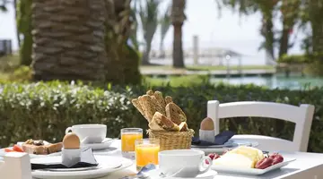 Sandy Beach Hotel & Spa