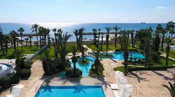 Sandy Beach Hotel & Spa