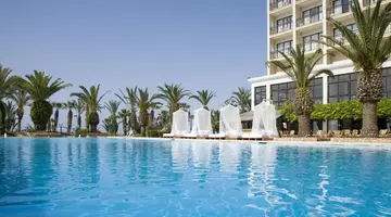 Sandy Beach Hotel