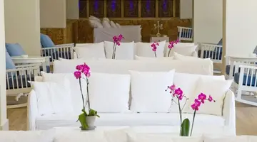 Sandy Beach Hotel