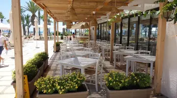Sandy Beach Hotel