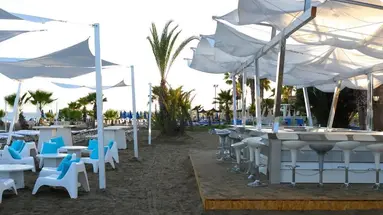 Sandy Beach Hotel