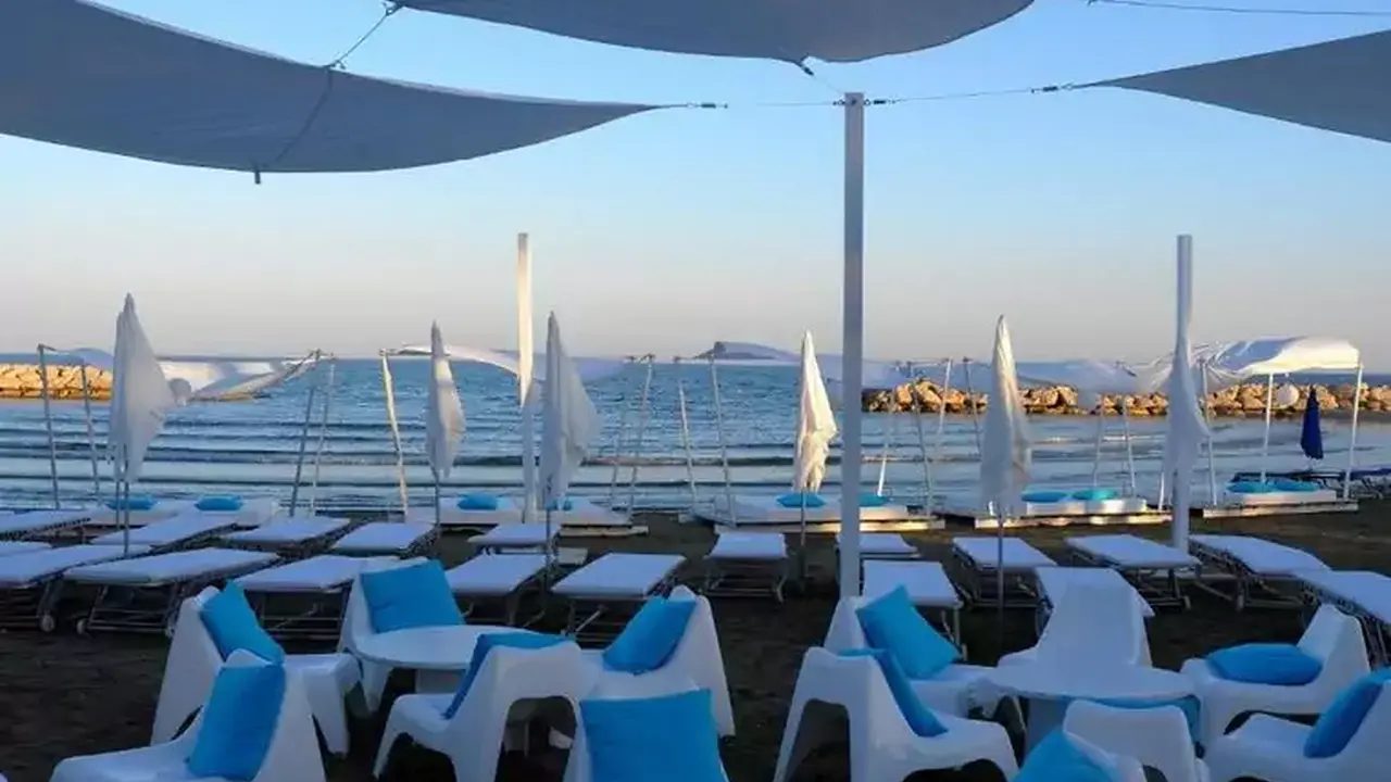 Sandy Beach Hotel