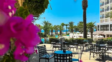Sandy Beach Hotel