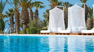 Sandy Beach Hotel