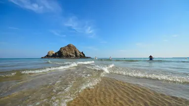 SANDY BEACH HOTEL