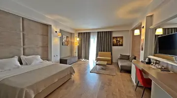 Sandy Beach Resort Golem