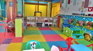 Sandy Beach Resort Golem