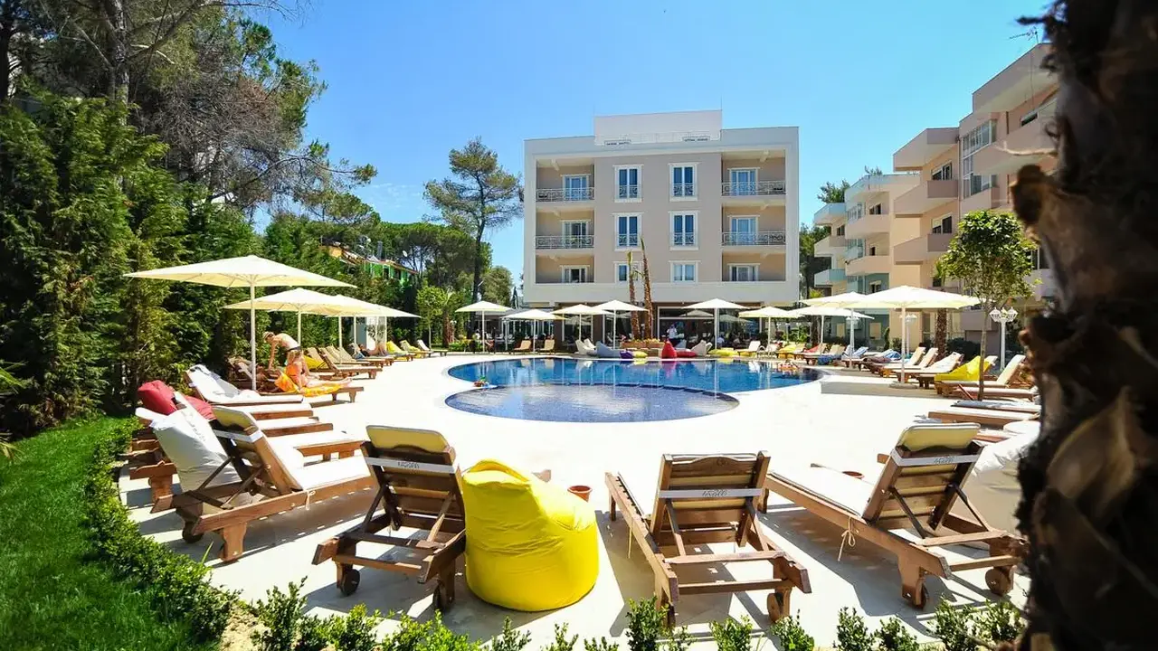 Sandy Beach Resort Golem