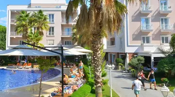 Sandy Beach Resort Golem