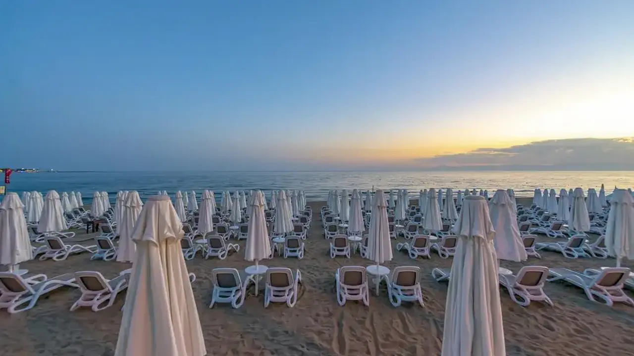 SANDY BEACH