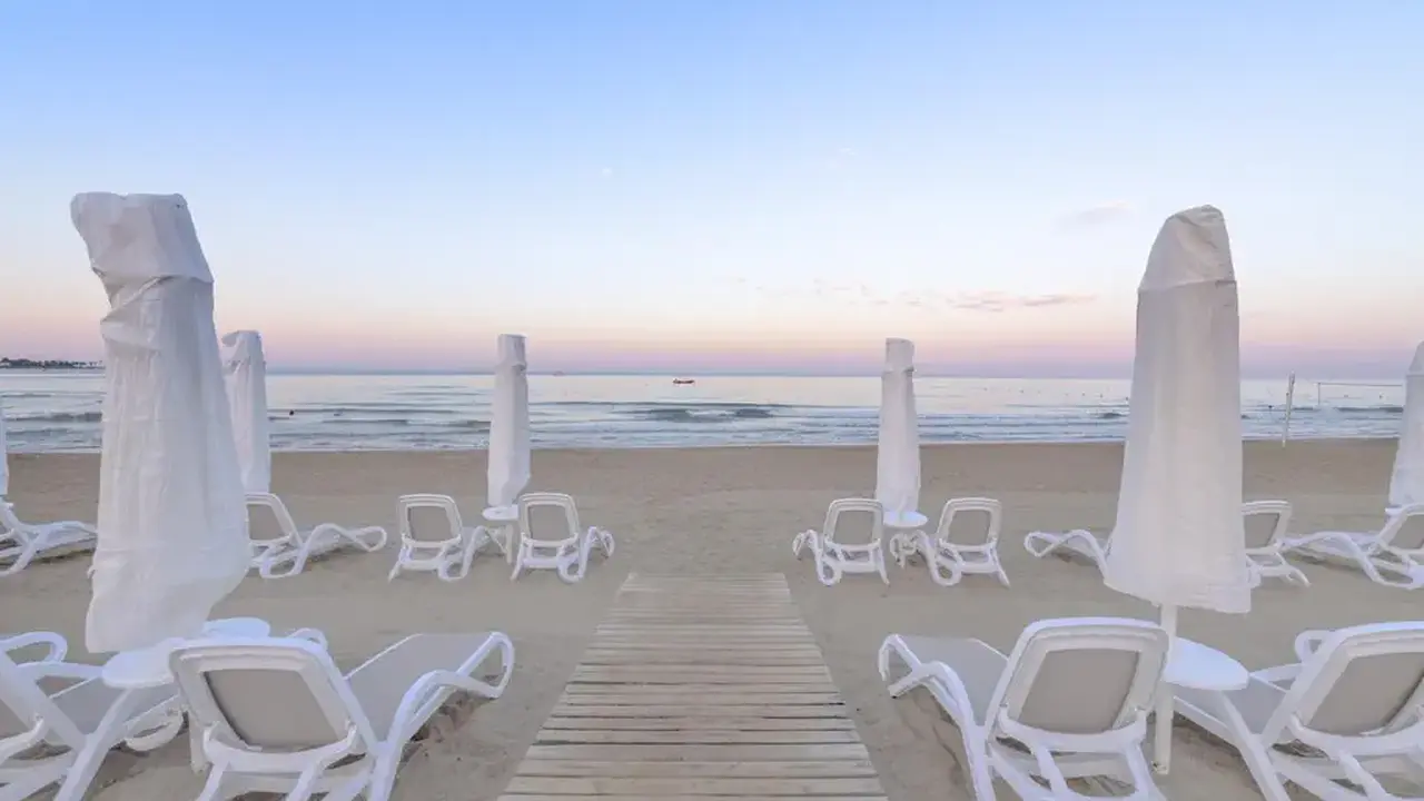 SANDY BEACH