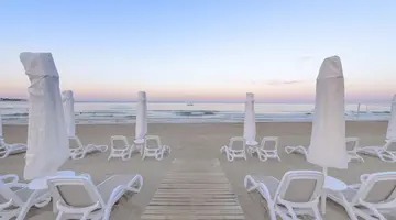SANDY BEACH