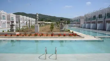Sandy Villas