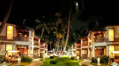 Sandyy Wavess Beach Resort