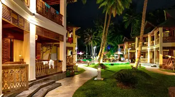 Sandyy Wavess Beach Resort