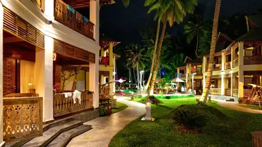 Sandyy Wavess Beach Resort
