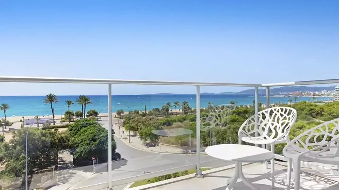 Sant Jordi Hotel