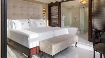 SANTA CATALINA A ROYAL HIDEAWAY HOTEL
