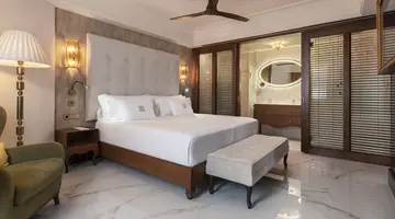 SANTA CATALINA A ROYAL HIDEAWAY HOTEL