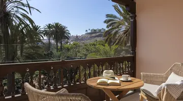 SANTA CATALINA A ROYAL HIDEAWAY HOTEL