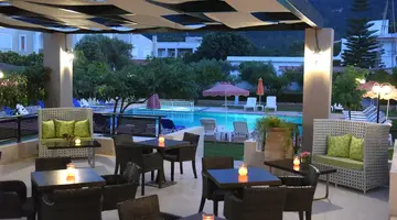 Santa Helena Hotel