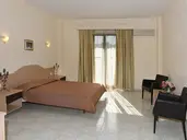 Santa Helena Hotel