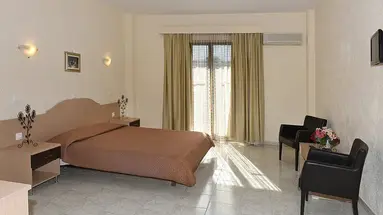 Santa Helena Hotel