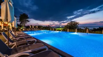 Santa Marina Holiday Village