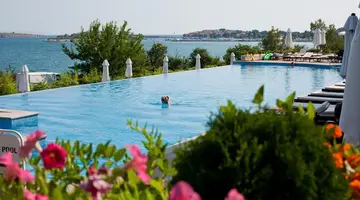 Santa Marina Holiday Village