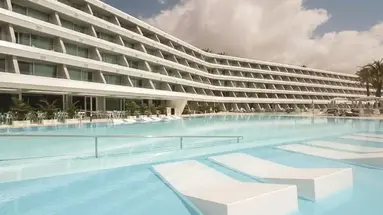 Santa Monica Suites