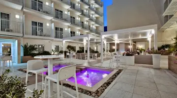 Santana Hotel