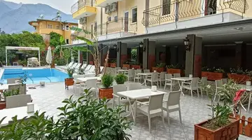 Santana Hotel