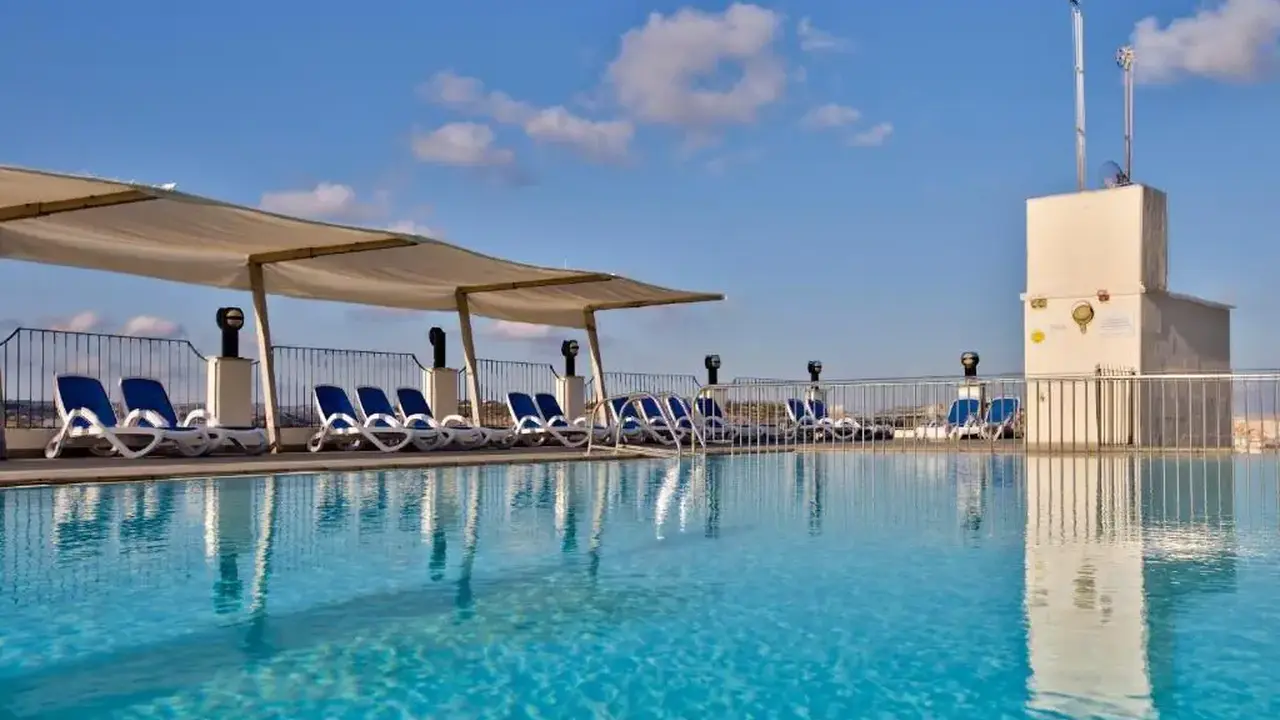Santana Hotel