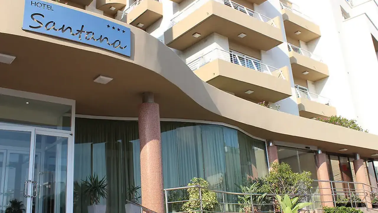 Santana Hotel