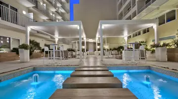 Santana Hotel