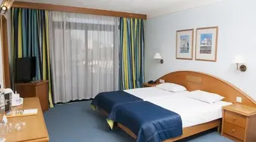 Santana Hotel