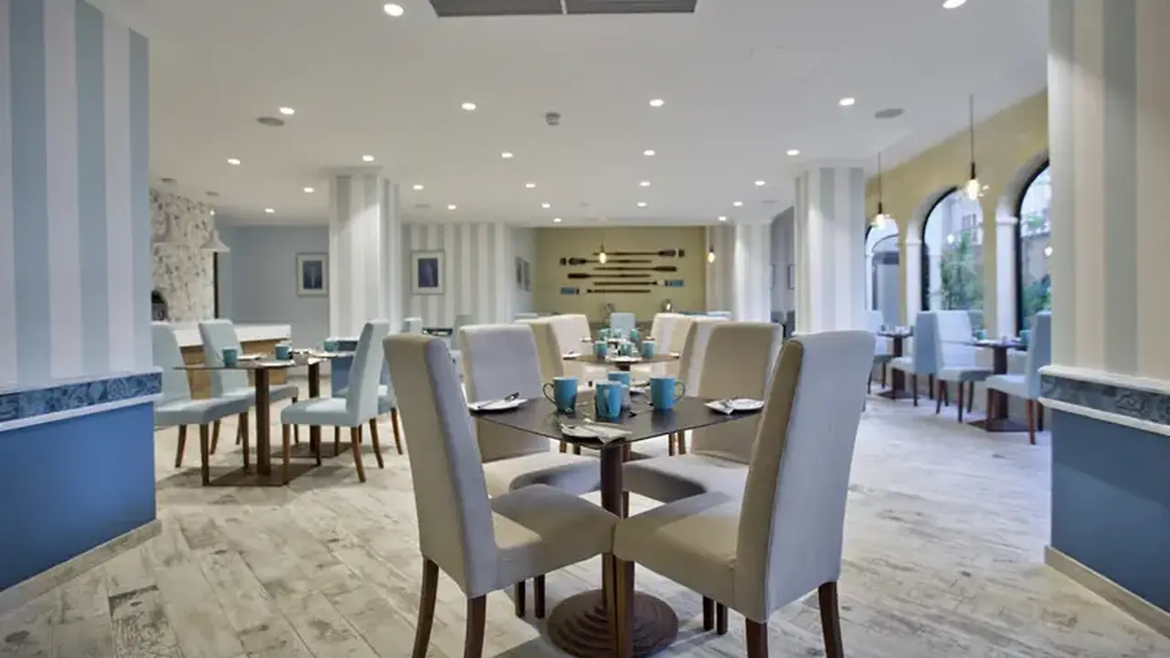 Santana Hotel