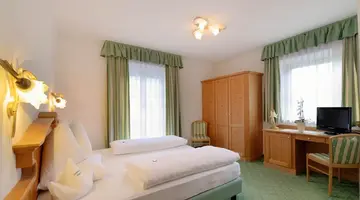 Santeshotel
