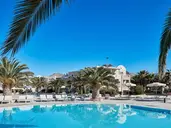 Santo Miramare Resort