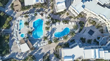 Santo Miramare Resort