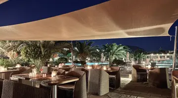 Santo Miramare Resort