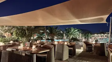 Santo Miramare Resort