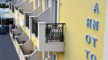 SANTORINI HOTEL
