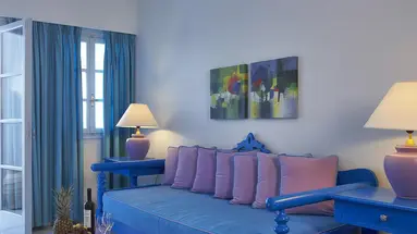 SANTORINI KASTELLI RESORT