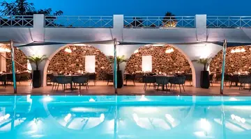 SANTORINI KASTELLI RESORT