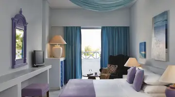 SANTORINI KASTELLI RESORT